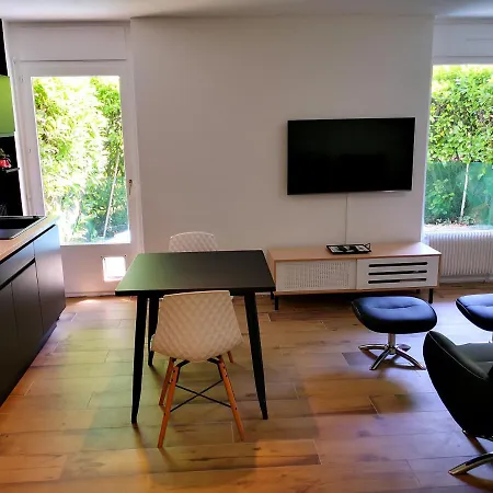 Studio moderne,parking,piscine,tennis,terrasse. Aix-les-Bains Esterno foto